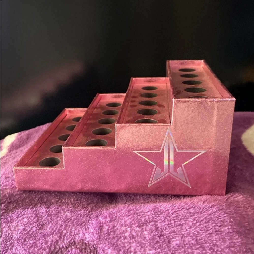 Jeffree Star lipstick holder